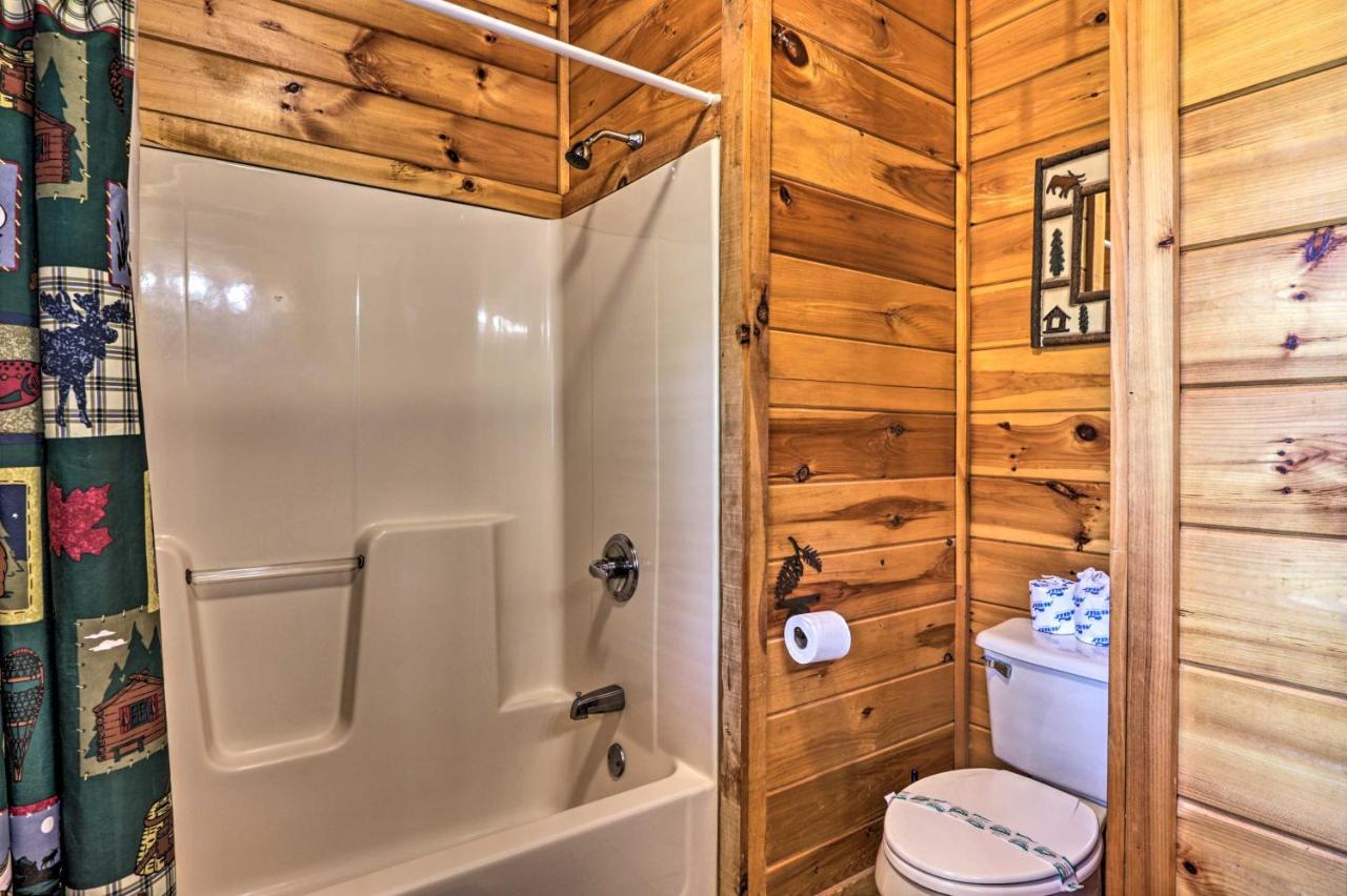 Pigeon Forge Getaway With Covered Patio And Hot Tub! Zewnętrze zdjęcie