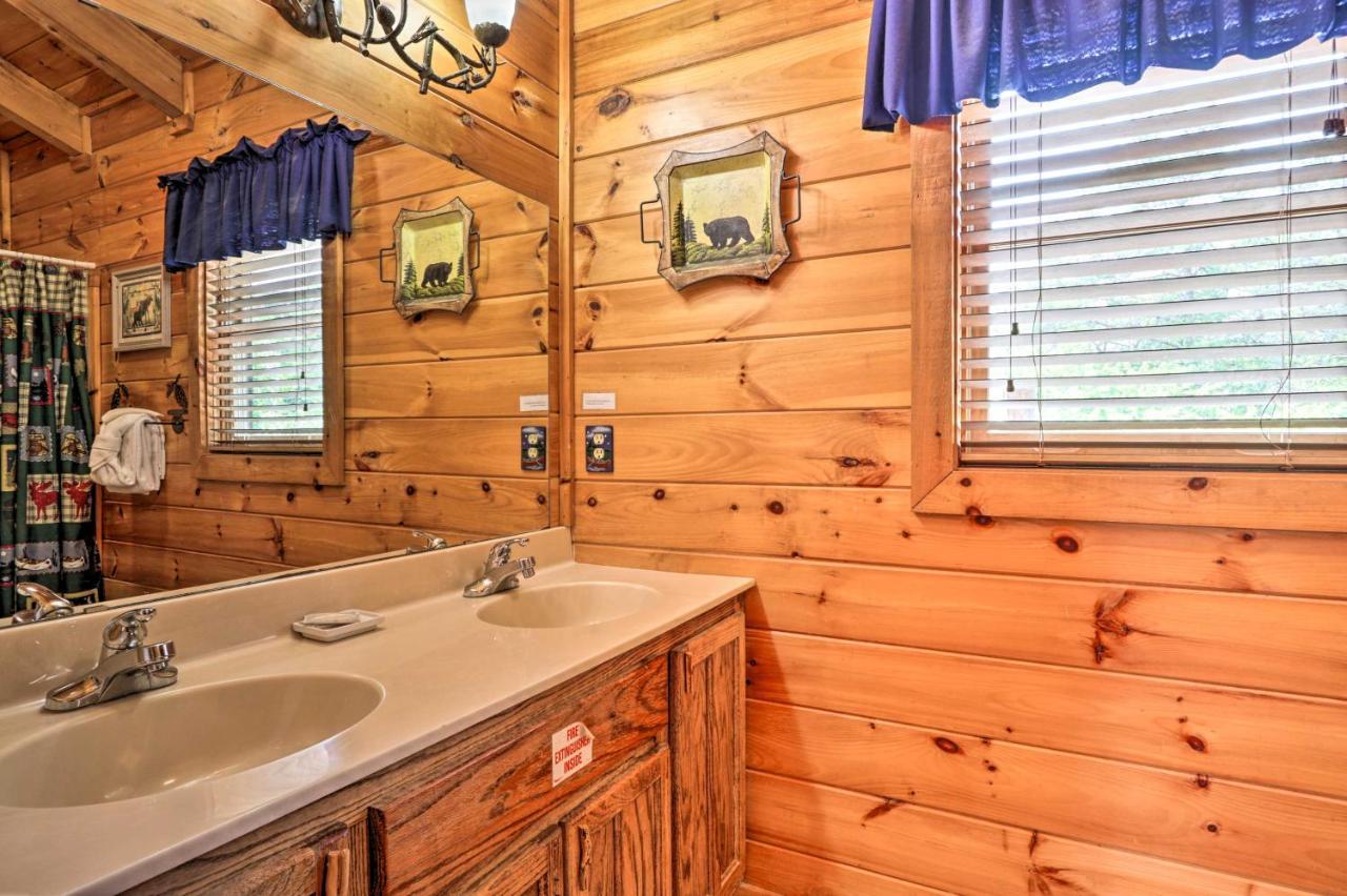 Pigeon Forge Getaway With Covered Patio And Hot Tub! Zewnętrze zdjęcie