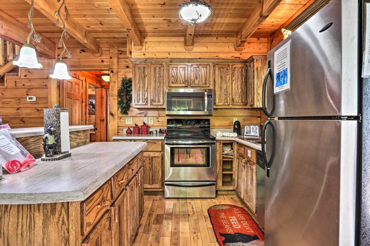 Pigeon Forge Getaway With Covered Patio And Hot Tub! Zewnętrze zdjęcie